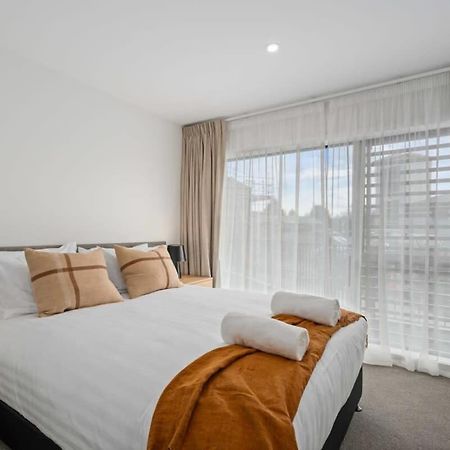 Alps And Lake Retreat Wanaka Albert Town Εξωτερικό φωτογραφία